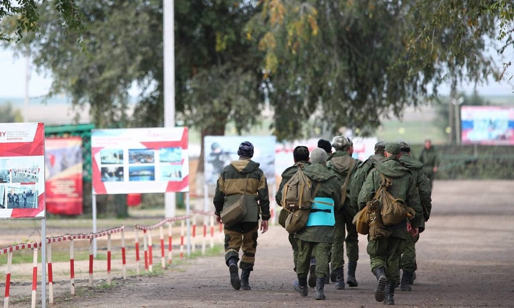 В сентябре в Омской области начнут рассылать повестки на учебные военные сборы