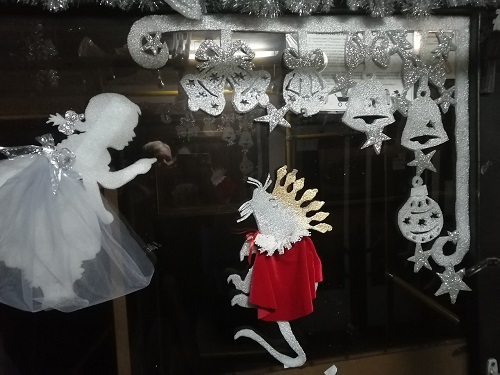 В одном из омских автобусов поселились герои "Щелкунчика"