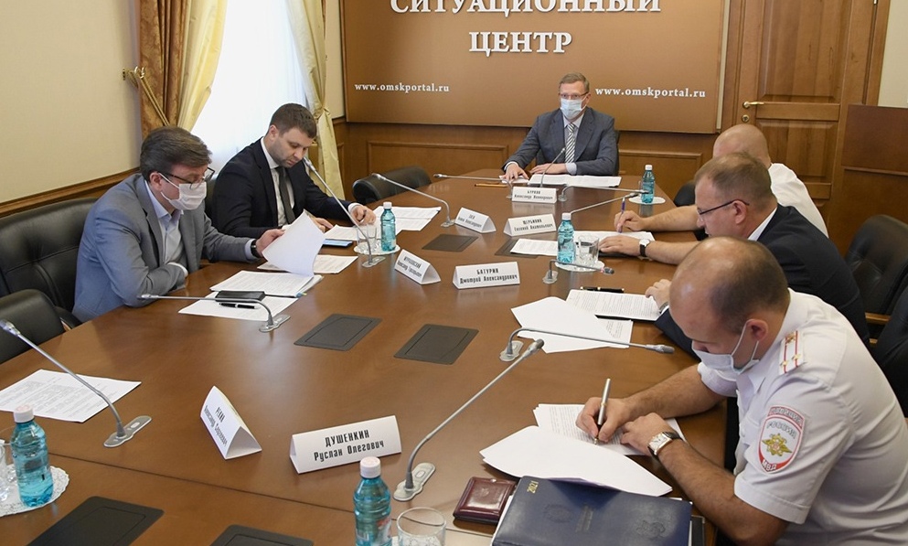 В Омской области обсудили судьбу печально известной трассы Тюмень — Омск