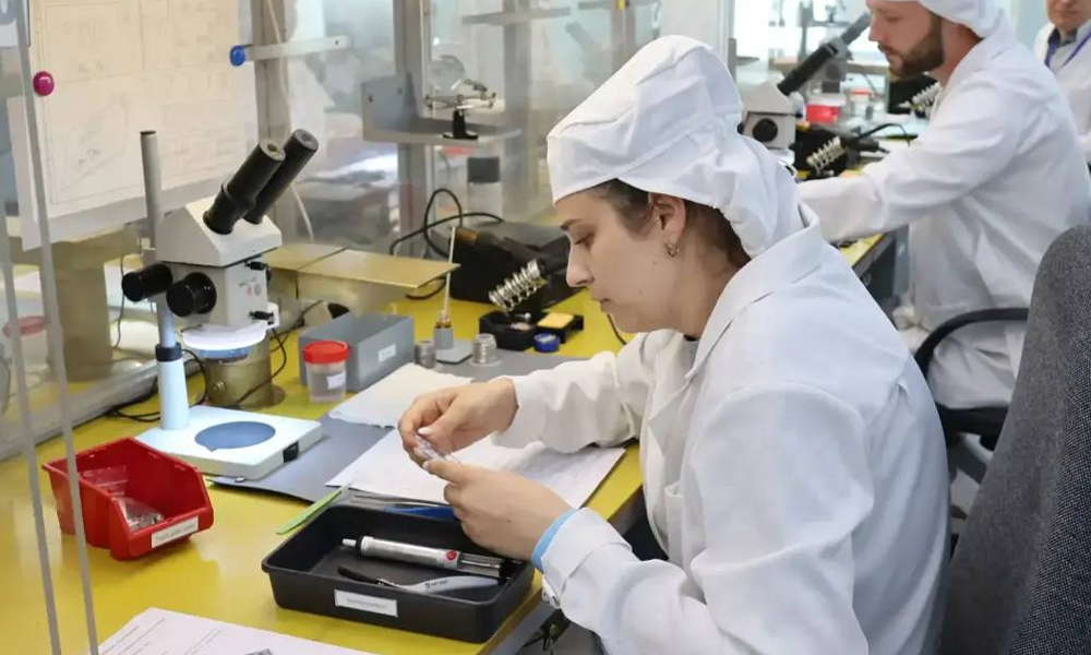 В Омске выбрали лучшего монтажника радиоэлектронной аппаратуры