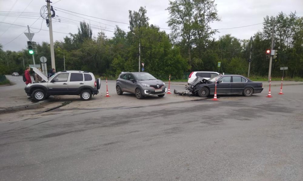 В Омске 18-летний водитель устроил ДТП