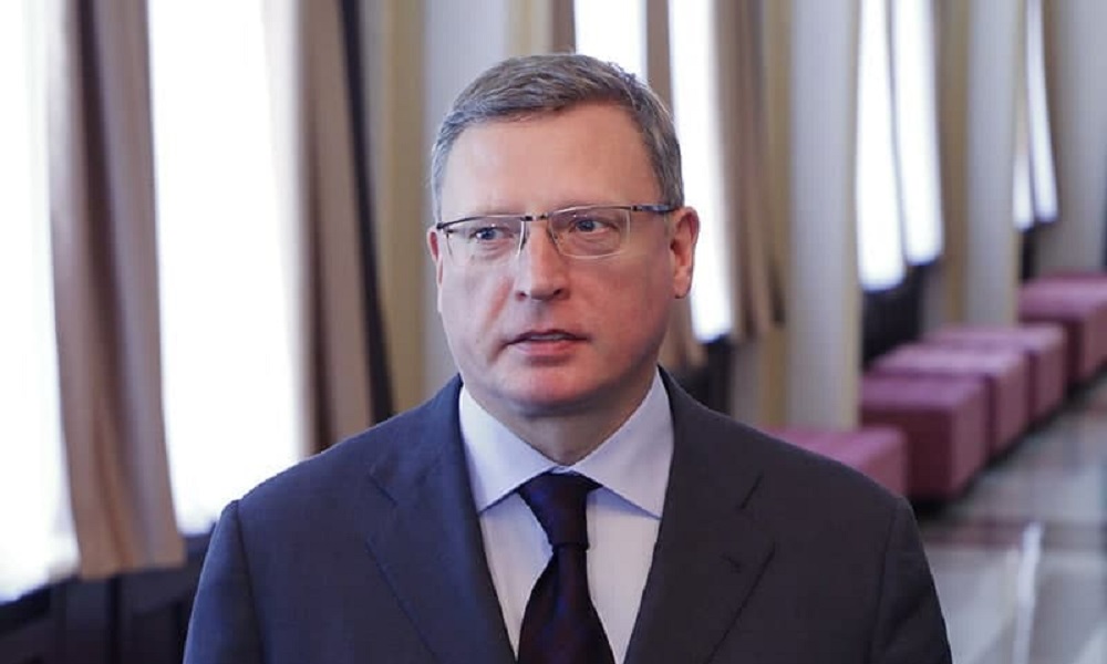 Губернатор Омской области рассказал, как отправить письмо или посылку бойцам, принимающим участие в СВО