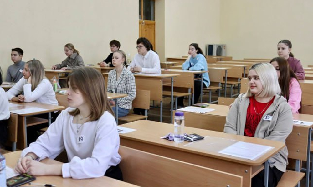 В Омске определили лучших знатоков французского языка среди школьников