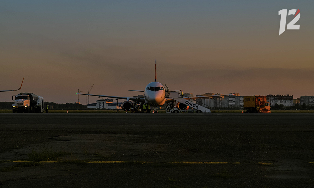 В Омске из-за тумана задержали вылет семи рейсов 