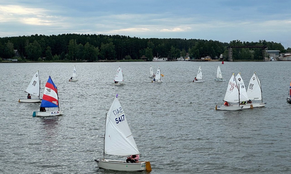 Омские яхтсмены успешно выступили на первенстве Сибири по парусному спорту