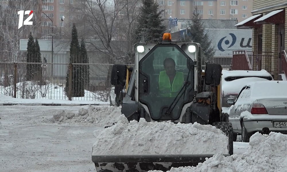 С омских улиц вывезли больше 4 тысяч кубометров снега