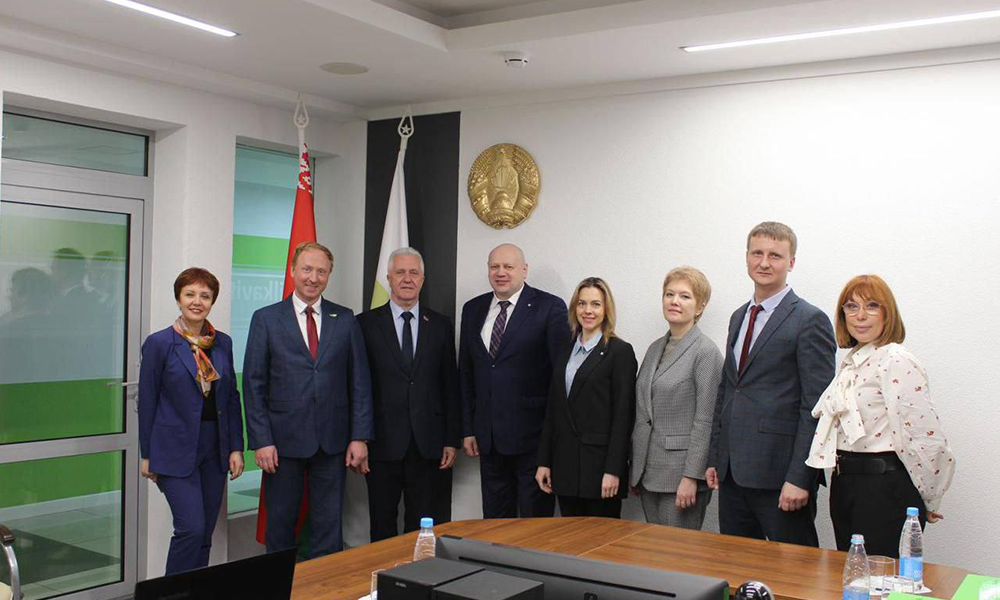 Сергей Шелест с коллегами оценили белорусские молочные продукты 