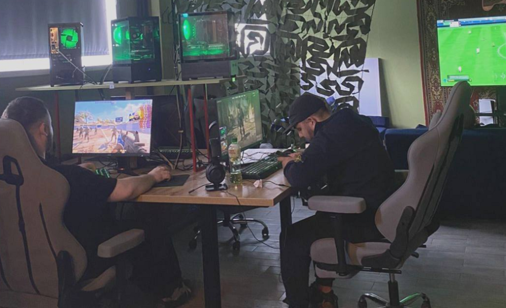 Житель Таврического района благодаря соцконтракту открыл компьютерный клуб