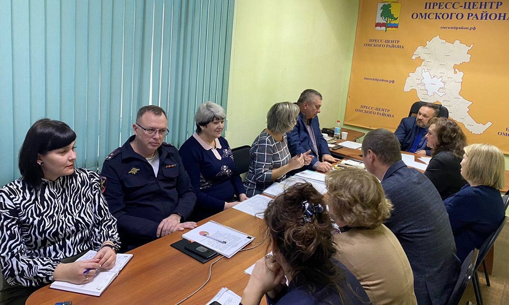 В Омском районе создали рабочую группу для незамедлительной помощи семьям участников СВО