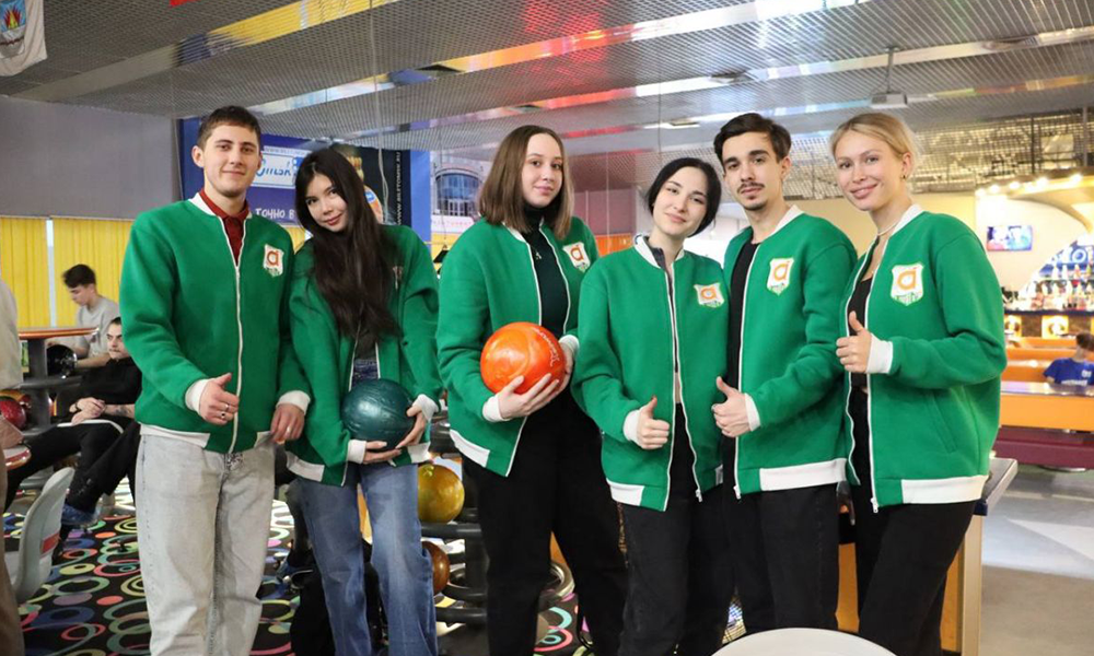В Омске прошёл ежегодный турнир по боулингу среди студентов