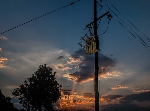 В Омской области полностью восстановили электроснабжение после урагана