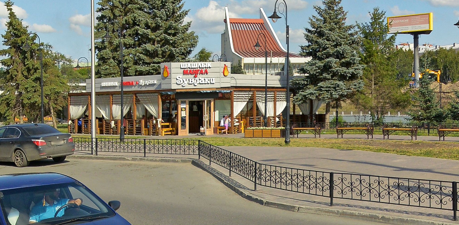 Многострадальное кафе у Юбилейного моста окончательно признали самостроем 