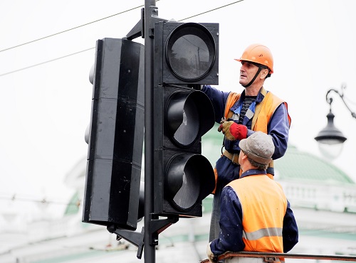 На проспекте Мира в Омске изменят сигнал светофора