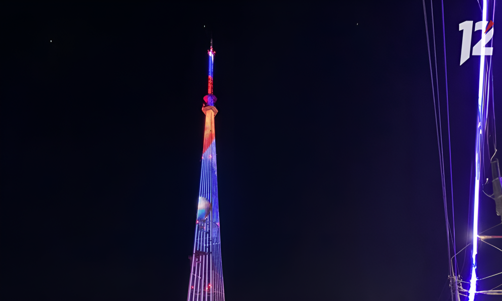 Тематическую подсветку включат на омской телебашне в День космонавтики 