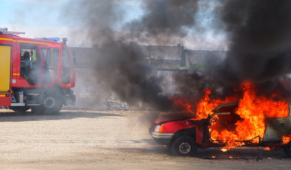 С начала года омичи сами потушили почти 400 пожаров 