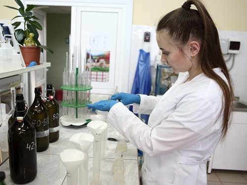 В период паводка "ОмскВодокнал" ужесточил контроль за качеством воды