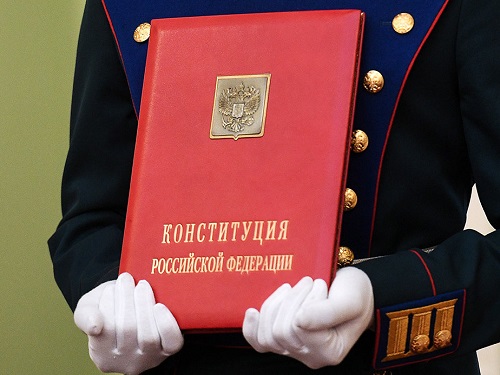 Владимир Путин создал рабочую группу по подготовке поправок в Конституцию