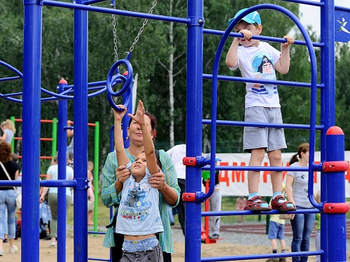 В Советском округе Омска открыли мультидисциплинарную спортплощадку