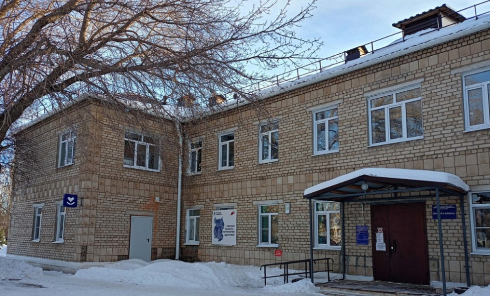 В Полтавке завершили капремонт здания районной поликлиники