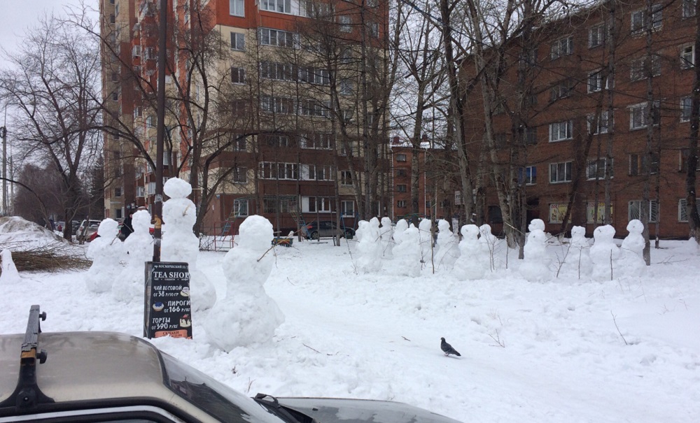 В Омске вспыхнуло восстание снеговиков