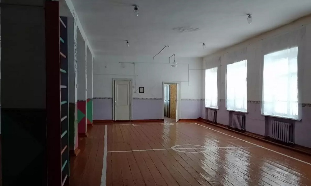 В Черлакском районе Омской области сдадут в аренду здание бывшей школы