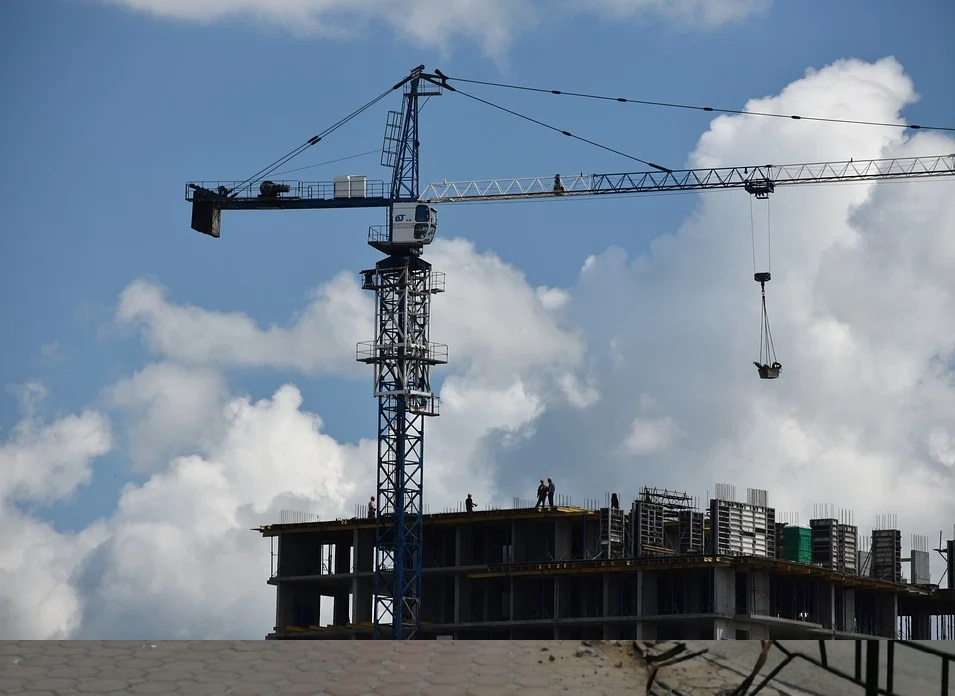 6 июля в Омске стартует голосование за объекты, которые отремонтируют в 2022 году