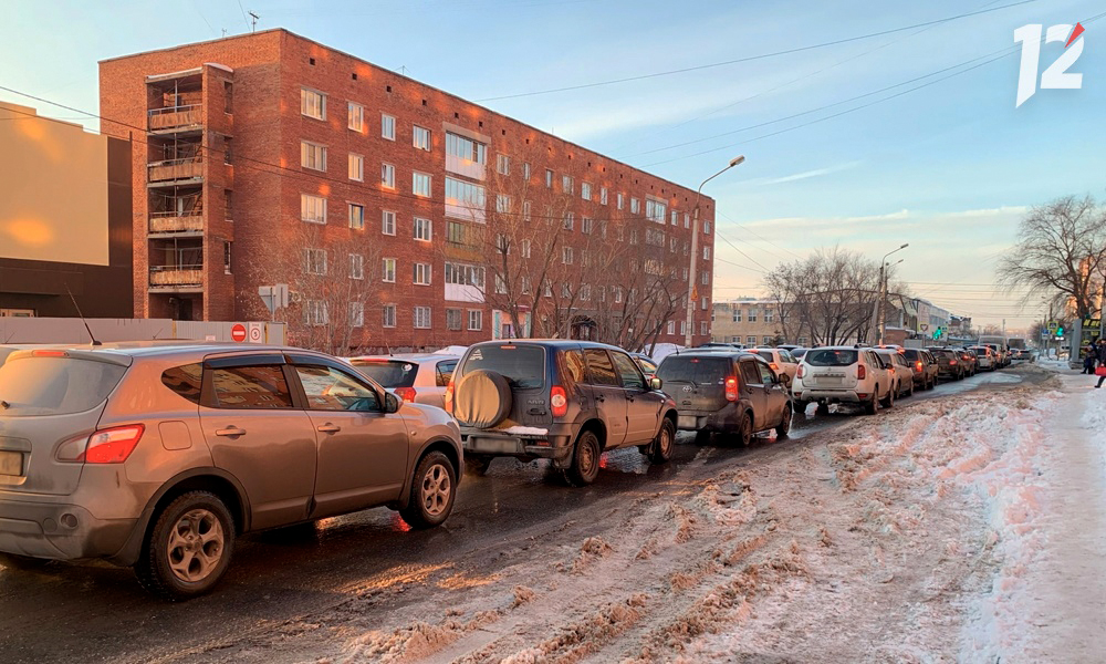 Пробки в Омске достигли 10 баллов