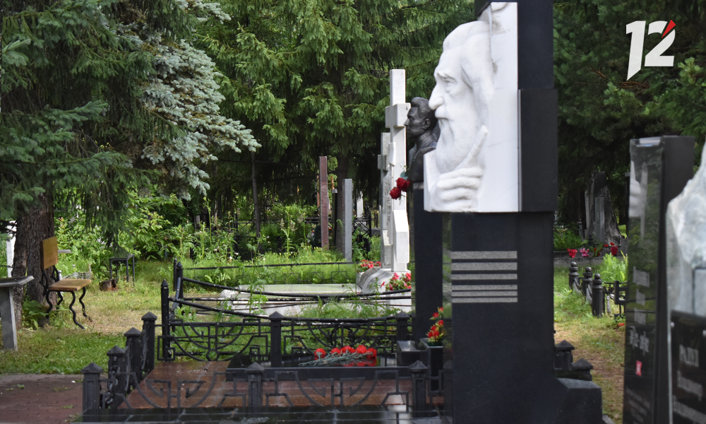 На двух омских кладбищах запретили семейные захоронения 