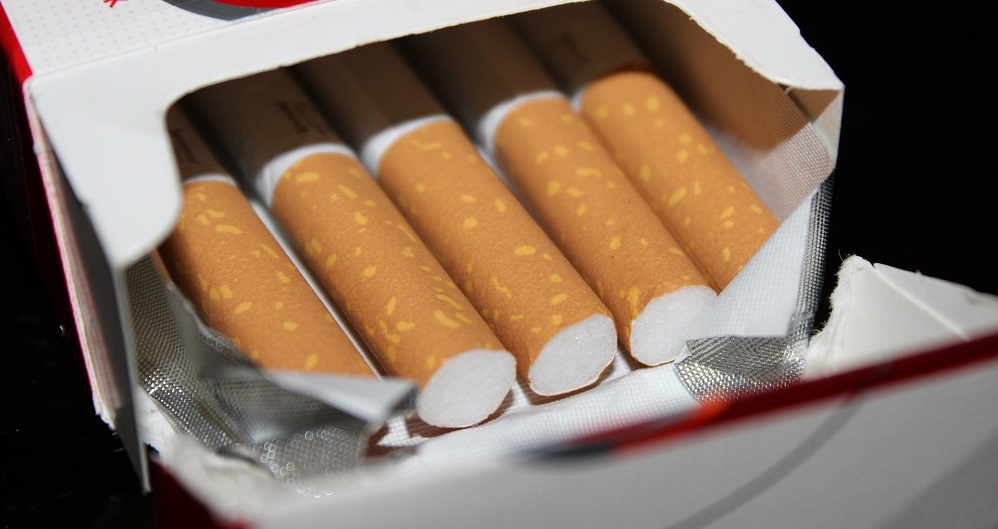 В России для курильщиков будут продавать только самозатухающие сигареты