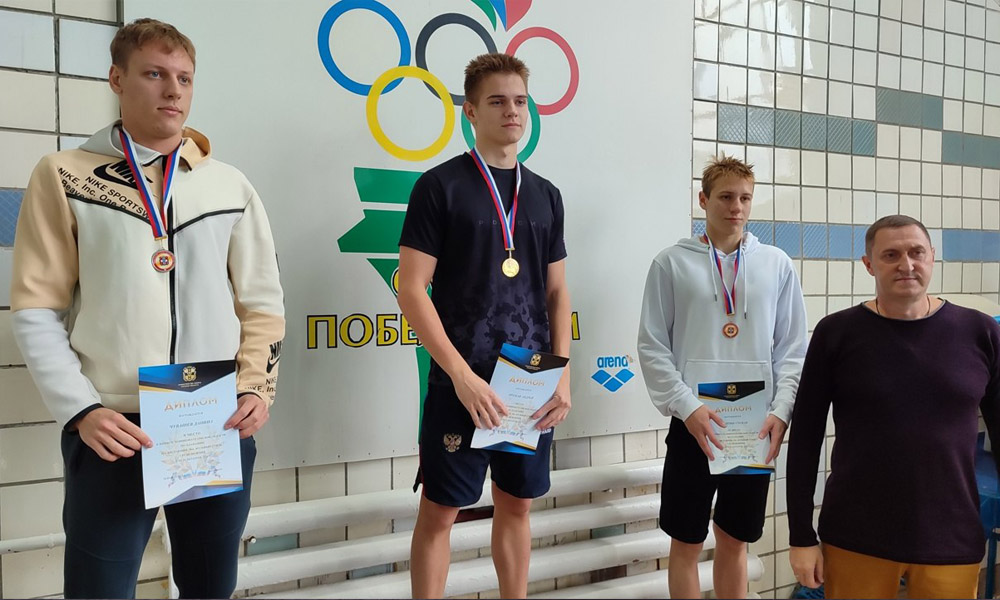 В Омске состоялись зимний чемпионат и первенство региона по плаванию