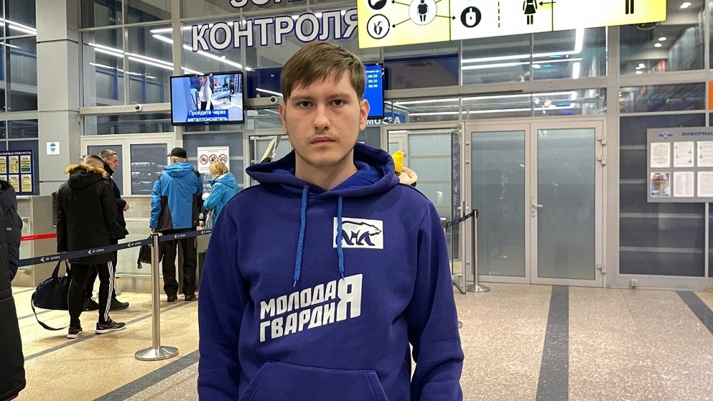 Ещё один омский активист «Молодой Гвардии Единой России» отправился помогать жителям Донбасса