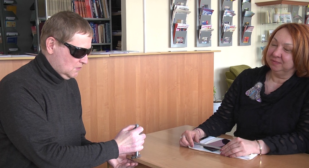 На «Омсктрансмаше» выпустили образец измерительного инструмента для незрячих людей