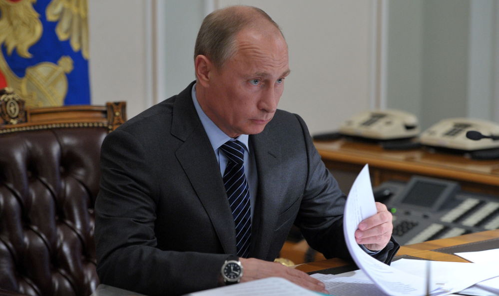 Омская семья Богатырёвых и соцработник Галина Баева получили награды по указу президента РФ