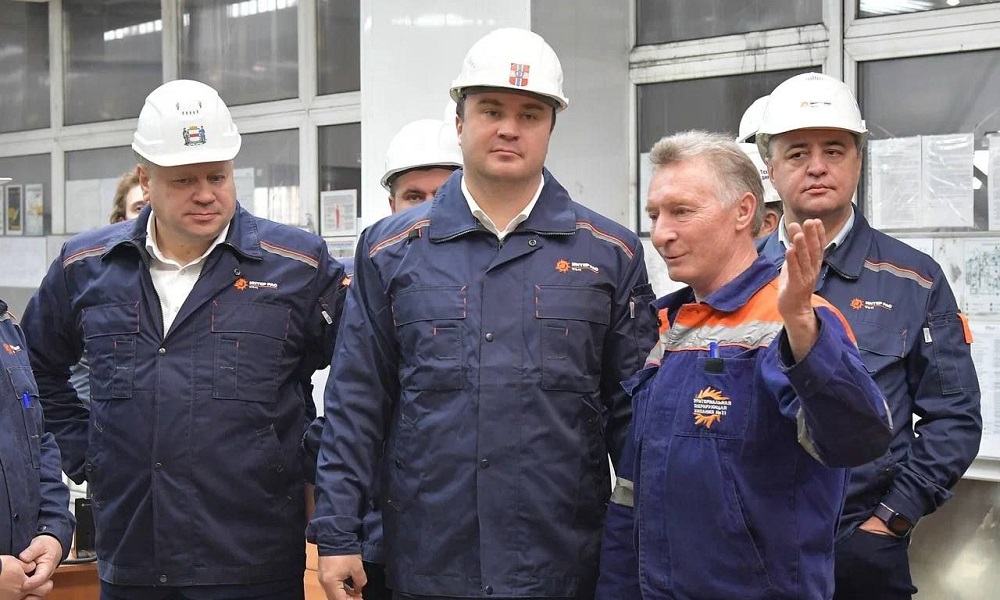 Виталий Хоценко проверил готовность ТЭЦ-5 к зиме