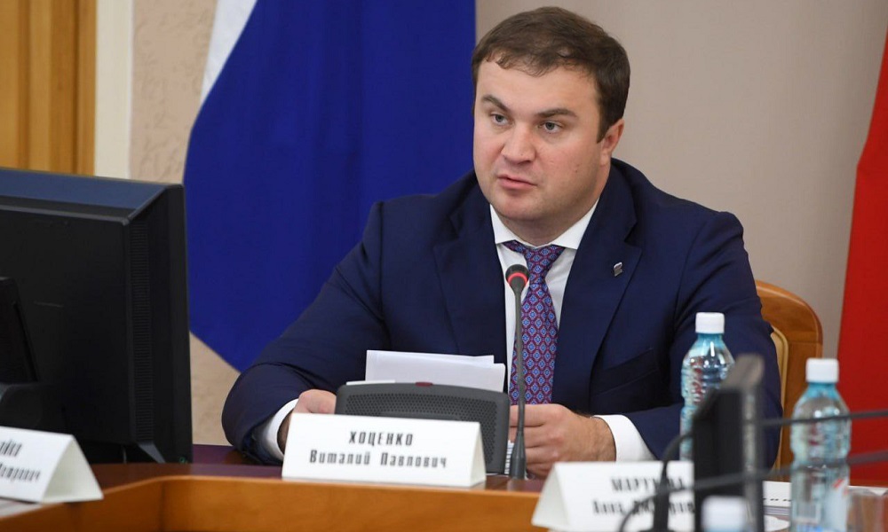 Виталий Хоценко сообщил, что победители омского кадрового конкурса получат по 1 млн рублей на обучение