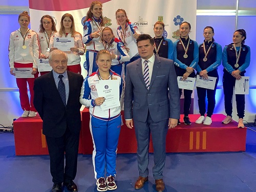  Омичка завоевала золото молодёжного первенства Европы по фехтованию