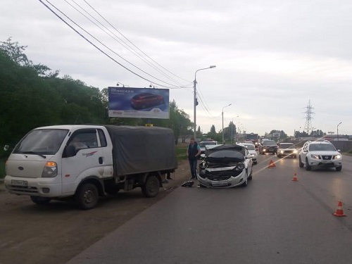 Пьяный омич без прав спровоцировал массовую аварию на Левобережье