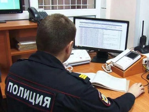 Омич сообщил в полицию о несуществующем преступлении, чтобы оправдаться перед знакомой