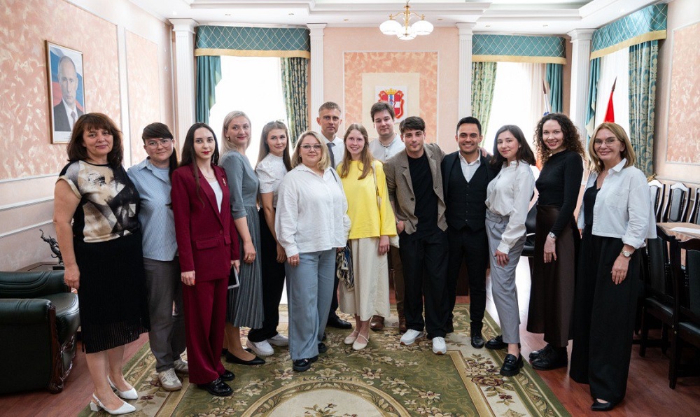 Актёр Омского драмтеатра Степан Дворянкин возглавил Молодёжный совет при региональном минкульте