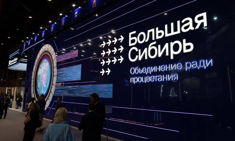 Виталий Хоценко подвёл итоги участия Омской области в ПМЭФ