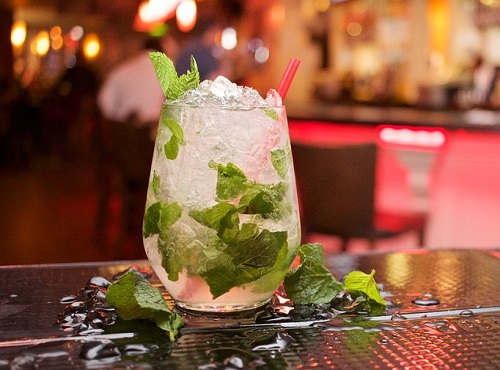 В России могут запретить продажу алкоголя в заведениях, расположенных в жилых домах