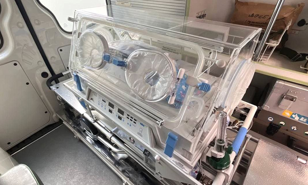 В перинатальный центр Омска поступил инкубатор для новорождённых