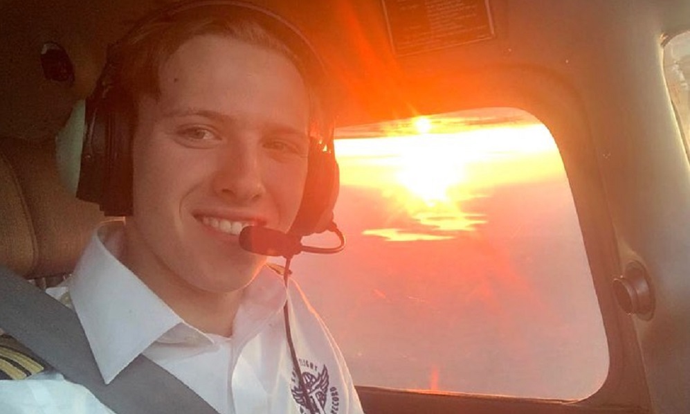 18-летний пилот из Великобритании посетил Омск и сфотографировал Успенский собор с высоты 