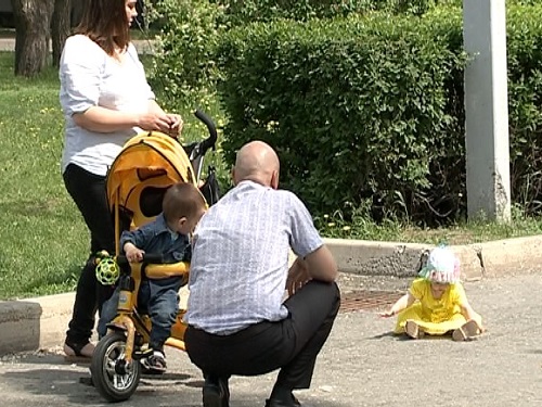 Оформить пособия на детей омичи смогут в любом городе