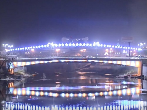 На Юбилейном мосту в Омске появились "Летящие звёзды"