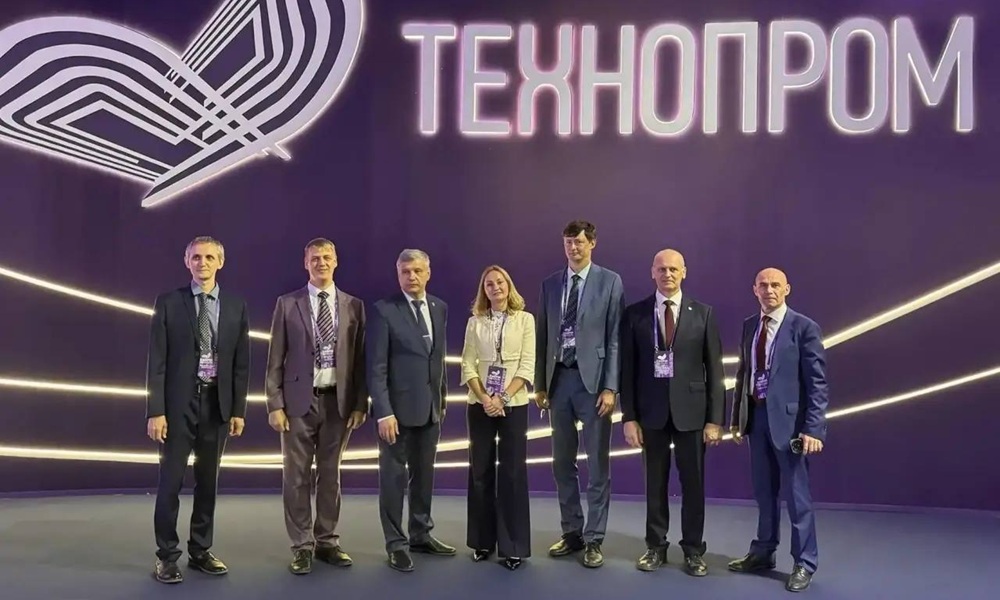 Делегация Омской области участвует в XIII Международном форуме технологического развития «Технопром-2026»