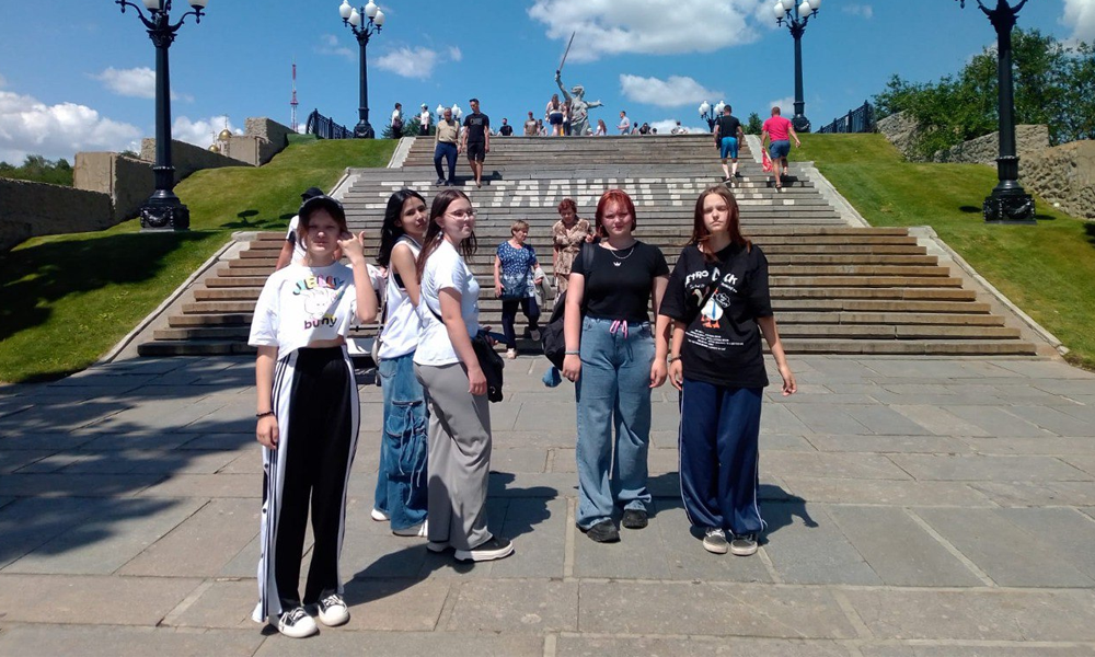 Школьное лесничество «Подснежник» отправилось в ВДЦ «Орлёнок»