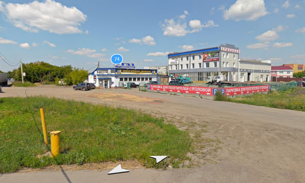 На омском Левобережье демонтировали самовольно установленный магазин автозапчастей