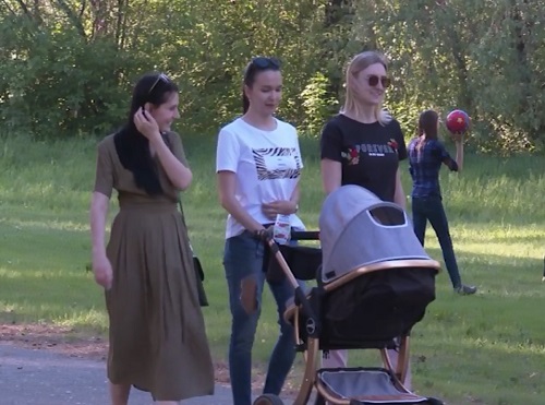 Омским мамам дадут 100 тысяч рублей на бизнес-идею