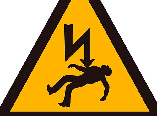 Омичку ударило током в магазине